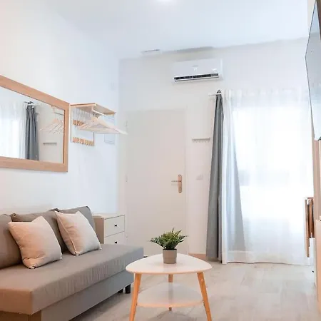 Apartamento Acogedor Estudio En Triana Con Jacuzzi Y Wifi Sevilla