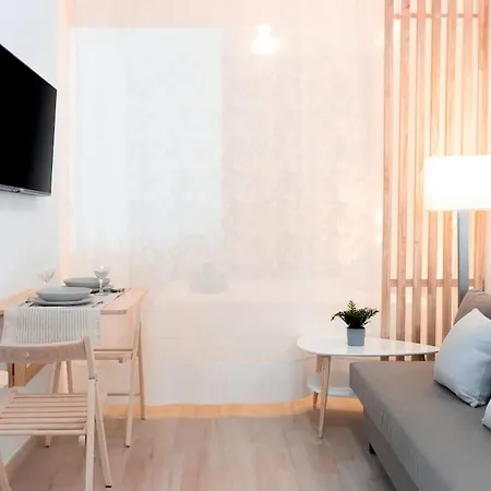 Acogedor Estudio En Triana Con Jacuzzi Y Wifi Apartamento *