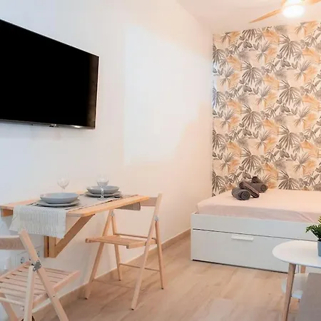 Apartamento Acogedor Estudio En Triana Con Jacuzzi Y Wifi *