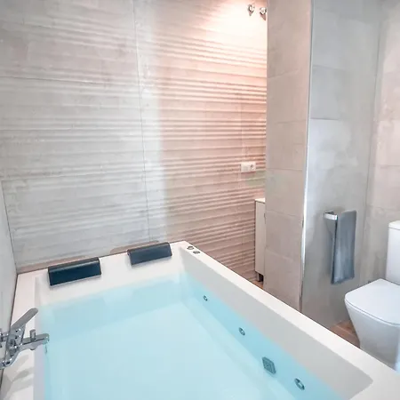 Acogedor Estudio En Triana Con Jacuzzi Y Wifi * Sevilla